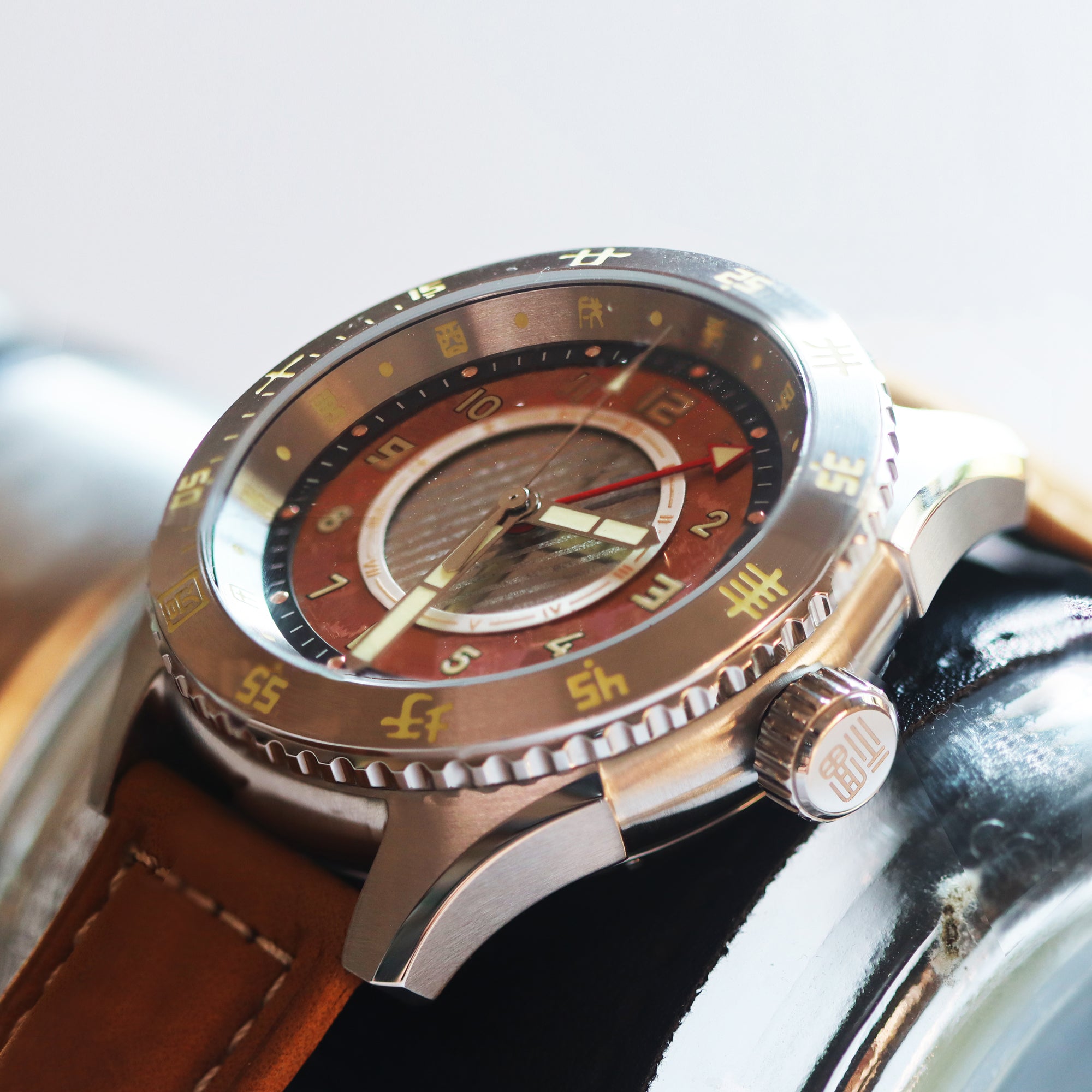Automatic mechanical stainless steel /bronze diving watch